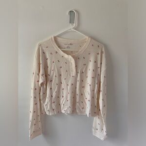 American Eagle cropped floral waffle knit long sleeve tee in size M